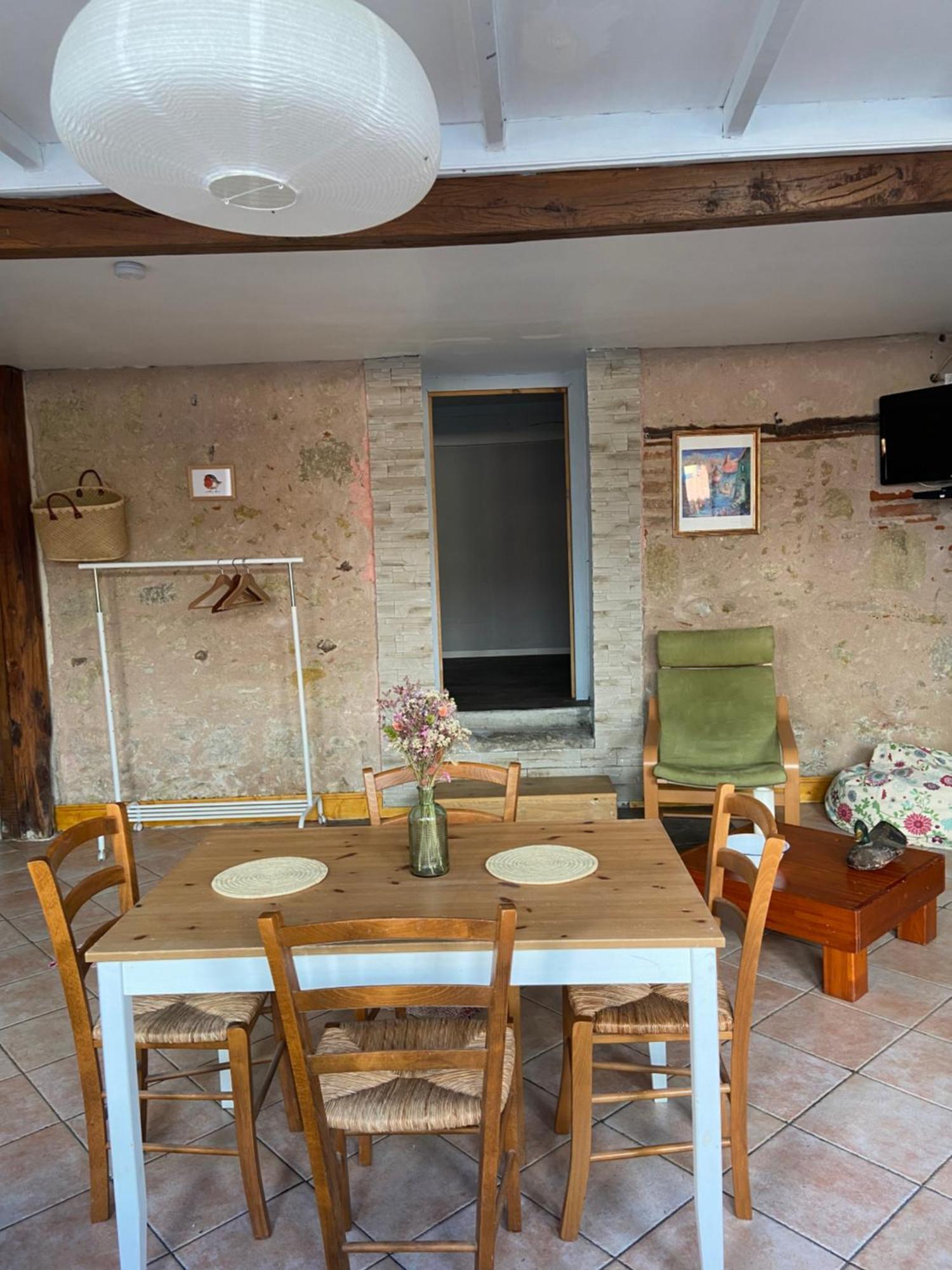 Appartement 3 Pieces Rdc Plein Centre Ville Marciac Εξωτερικό φωτογραφία